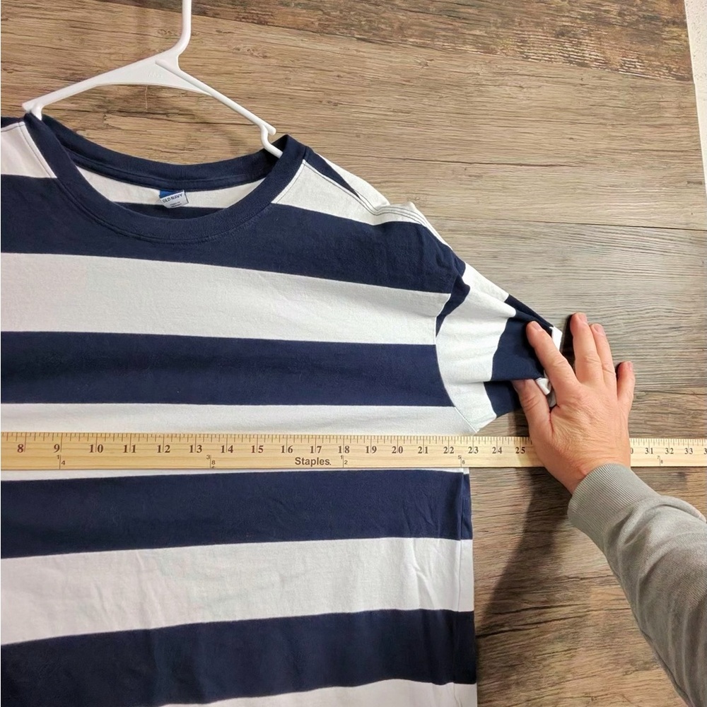 Old Navy Striped Short Sleeve Tee in Navy and White Large Tall - Picture 8 of 8
